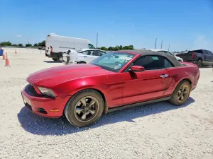 Ford Mustang 3.7L 6 2011