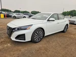 Nissan Altima 2.5L 4 2023