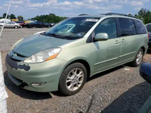 Toyota Sienna 3.3L 6 2006