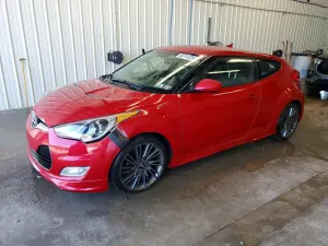 Hyundai Veloster 1.6L 4 2013