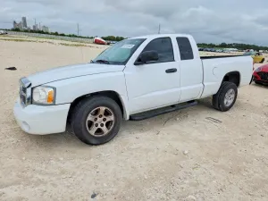 Dodge Dakota 3.7L 6 2006
