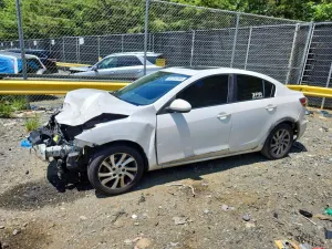 Mazda 3 2.0L 4 2012