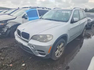 BMW X5 3.0L 6 2012