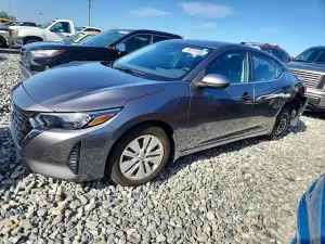 Nissan Sentra 2.0L 4 2025