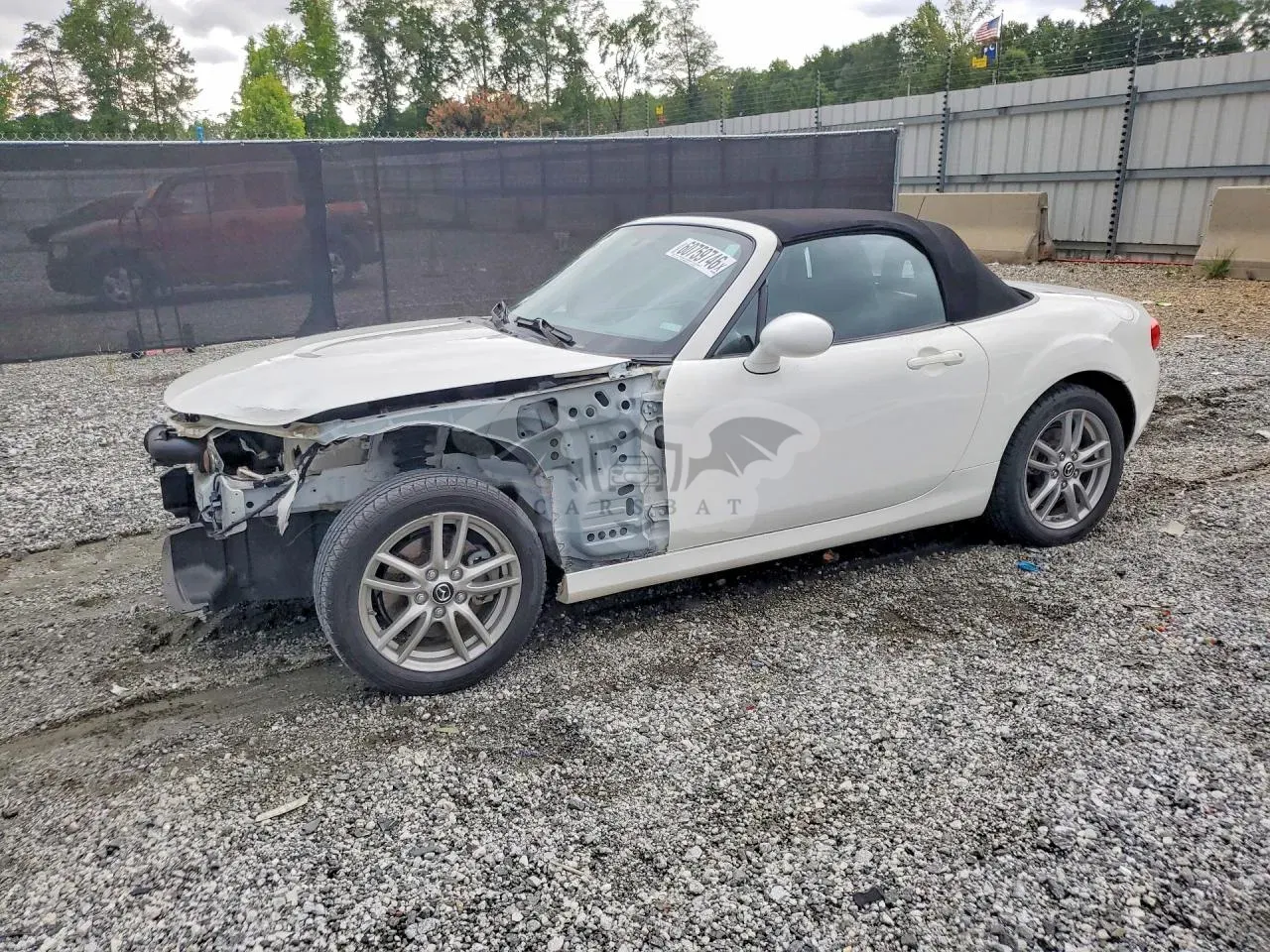 Mazda MX-5 (Miata) 2.0L 4 2015
