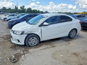 Chevrolet Aveo (Sonic) 1.4L 4 2020