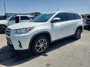 Toyota Highlander 3.5L 6 2019