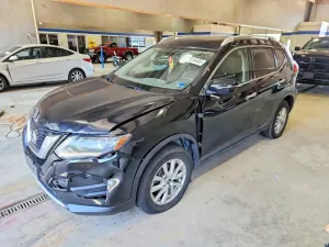 Nissan Rogue 2.5L 4 2017
