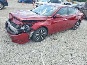 Nissan Altima 2.5L 4 2020
