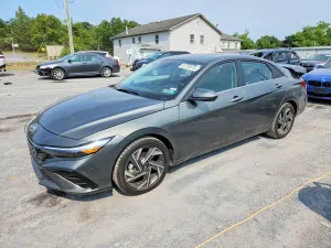 Hyundai Elantra 2.0L 4 2024