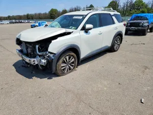 Nissan Pathfinder 3.5L 6 2023