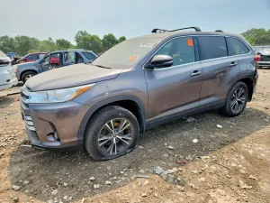 Toyota Highlander 3.5L 6 2019