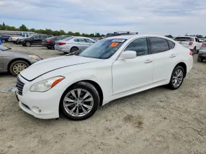 Infiniti M37 3.7L 6 2013