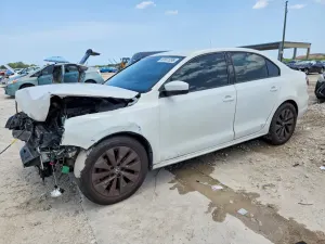 Volkswagen Jetta 1.4L 4 2018