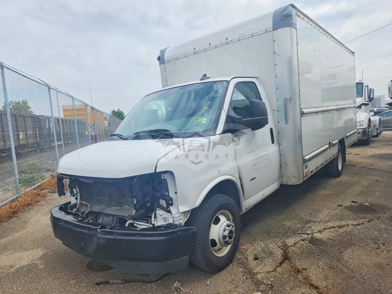 GMC Savana 6.6L 8 2023