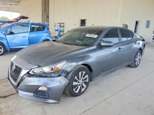 Nissan Altima 2.5L 4 2020