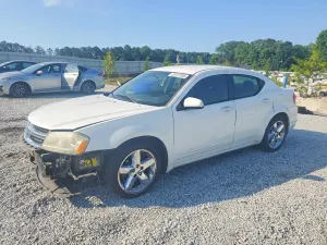 Dodge Avenger 2.4L 4 2011
