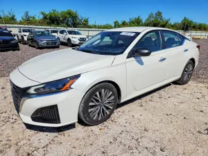 Nissan Altima 2.5L 4 2025