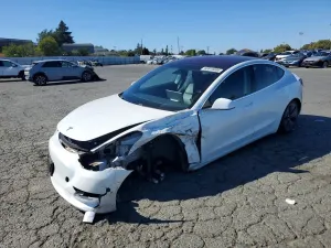 Tesla Model 3 2018