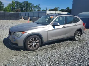 BMW X1 2.0L 4 2013