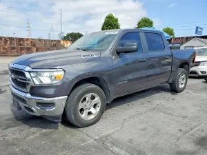 RAM 1500 5.7L 8 2019