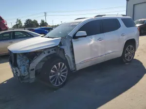GMC Acadia 3.6L 6 2017