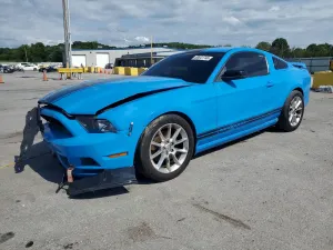 Ford Mustang 3.7L 6 2014
