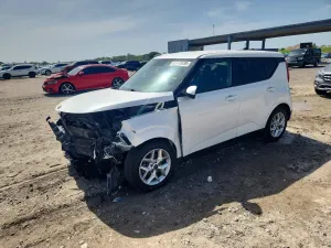 Kia Soul 2.0L 4 2021