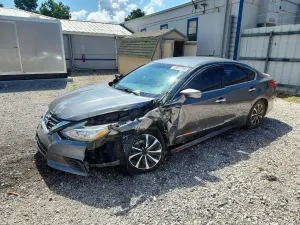 Nissan Altima 2.5L 4 2017