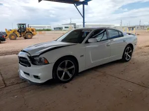 Dodge Charger 5.7L 8 2014