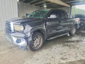 Toyota Tundra 4.6L 8 2011