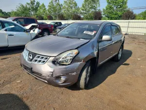 Nissan Rogue 2.5L 4 2013
