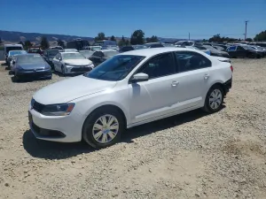 Volkswagen Jetta 1.8L 4 2014