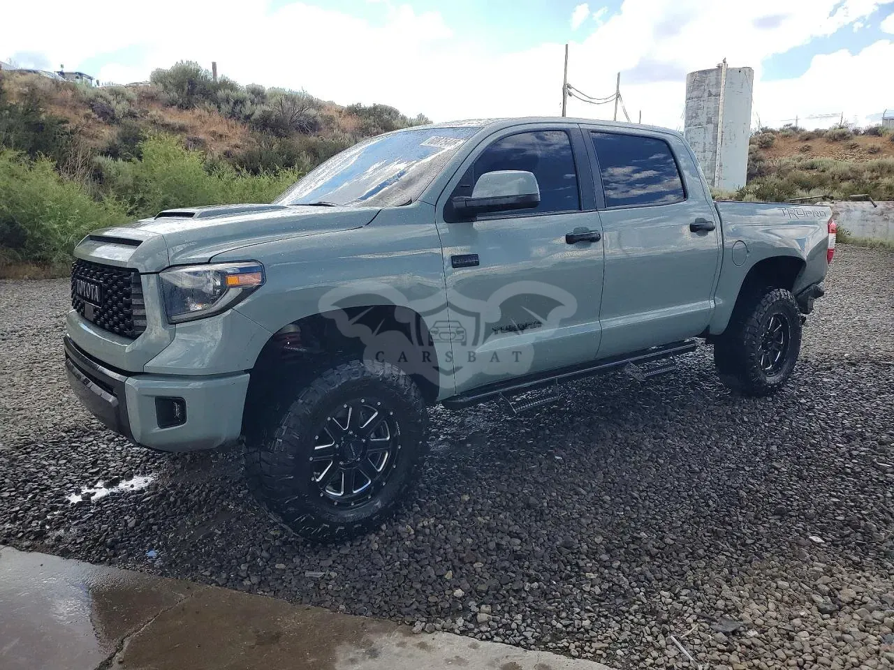 Toyota Tundra 5.7L 8 2021