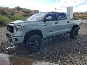Toyota Tundra 5.7L 8 2021