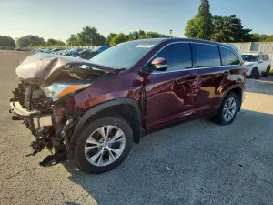 Toyota Highlander 3.5L 6 2014