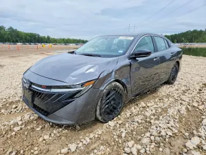 Nissan Sentra 2.0L 4 2026