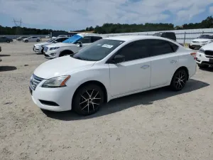 Nissan Sentra S 1.8L 4 2015