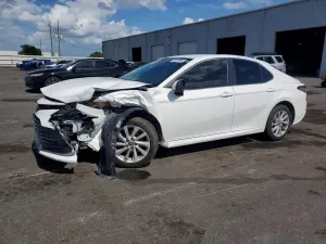 Toyota Camry 2.5L 4 2022
