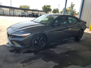 Hyundai Elantra 2.0L 4 2026