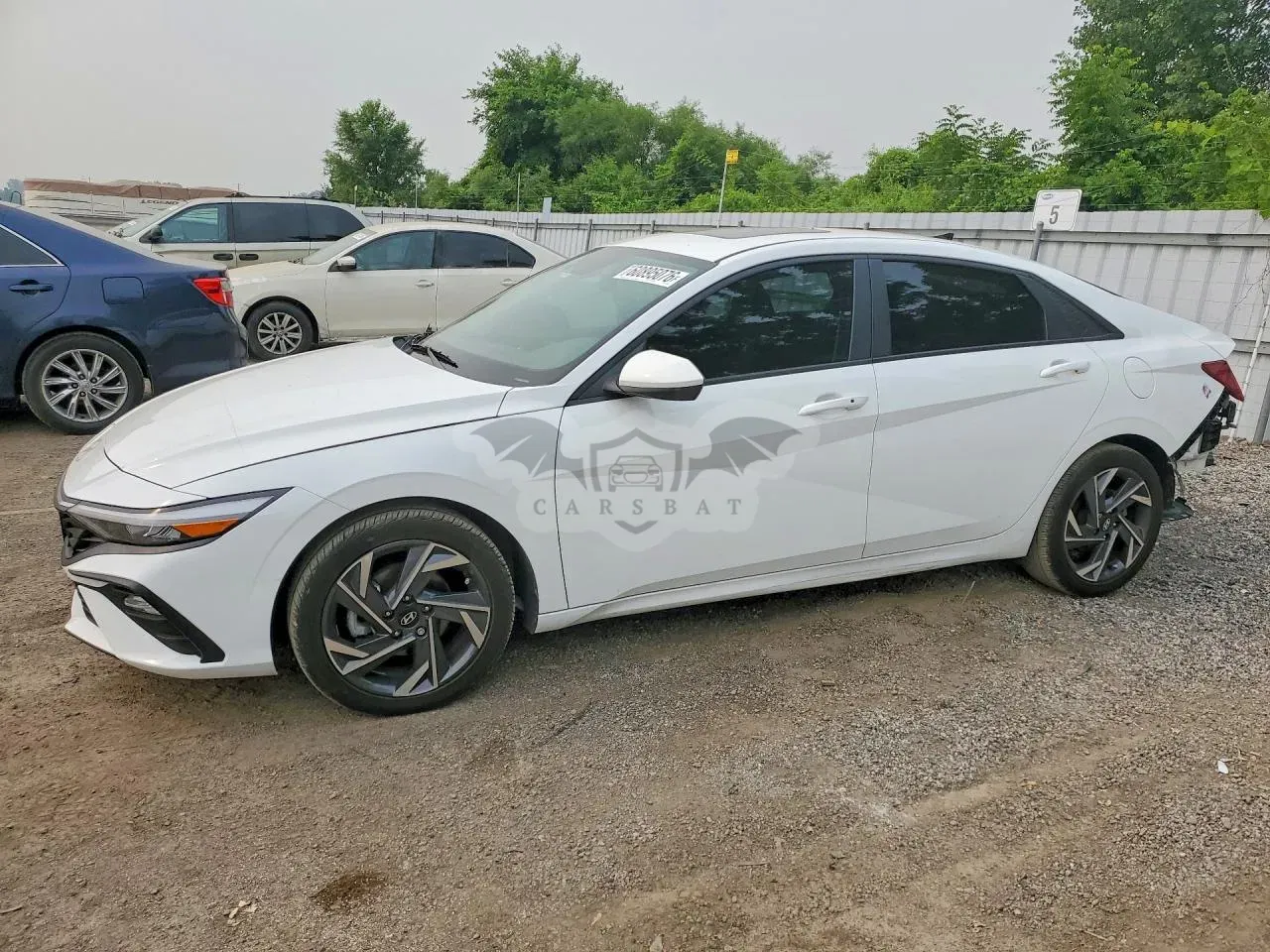 Hyundai Elantra 2.0L 4 2024