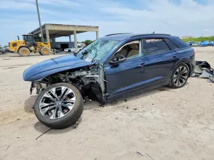 Audi Q8 3.0L 6 2025
