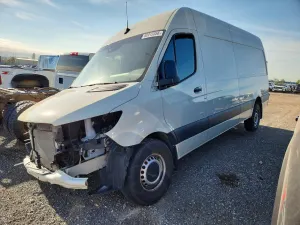 Mercedes-Benz Sprinter 2.0L 4 2023