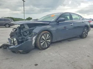 Nissan Altima 2.5L 4 2020