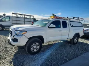 Toyota Tacoma 2.7L 4 2021