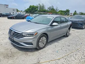 Volkswagen Jetta 1.4L 4 2019