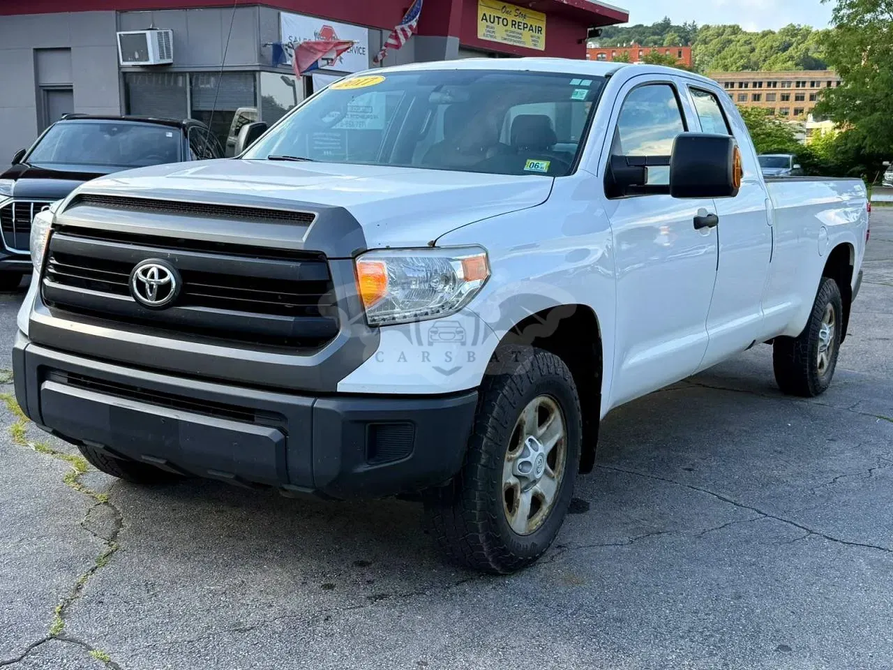 Toyota Tundra 5.7L 8 2017