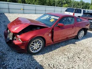 Ford Mustang 3.7L 6 2014