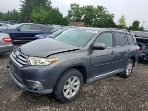 Toyota Highlander 3.5L 6 2013