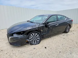 Nissan Altima 2.5L 4 2025